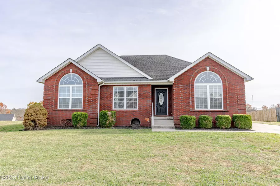 24 Persimmon Dr, Taylorsville, KY 40071