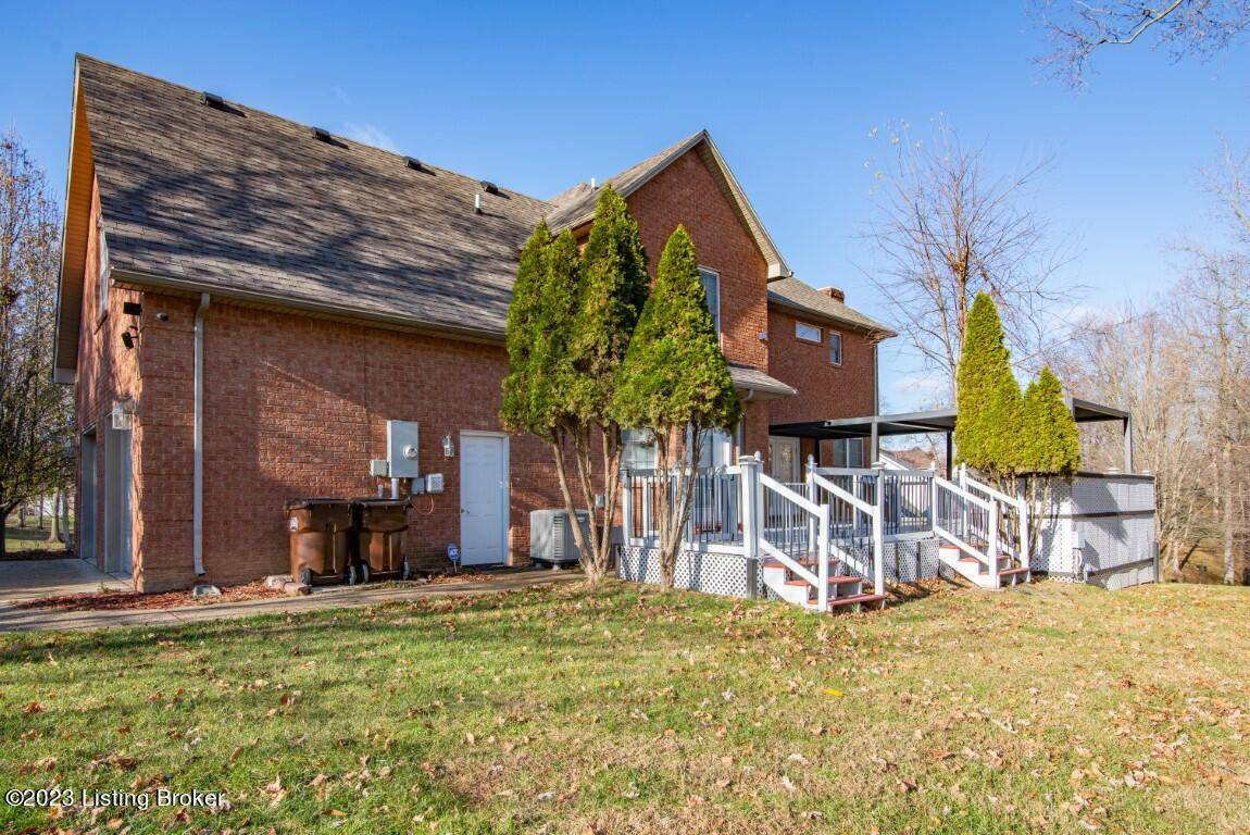 Elizabethtown, KY 42701,102 Deercreek Ln