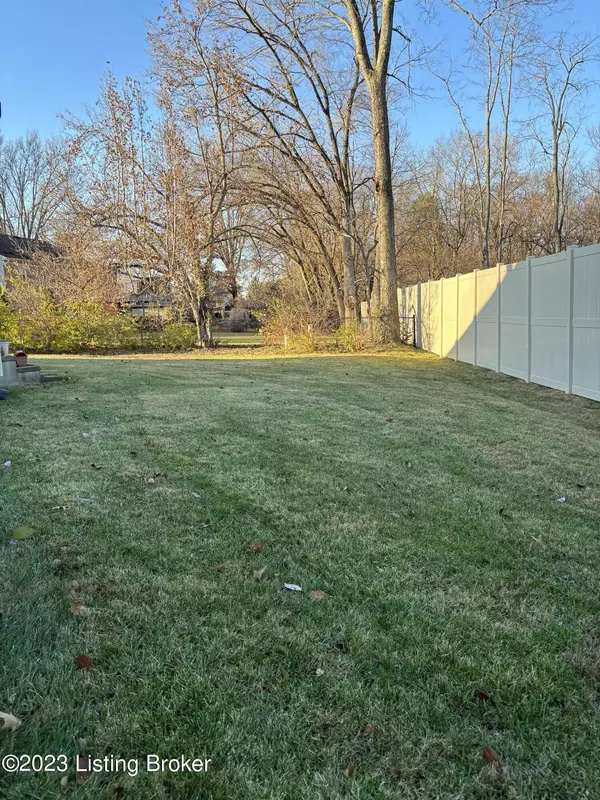 Louisville, KY 40222,1803 Bardsley Cir