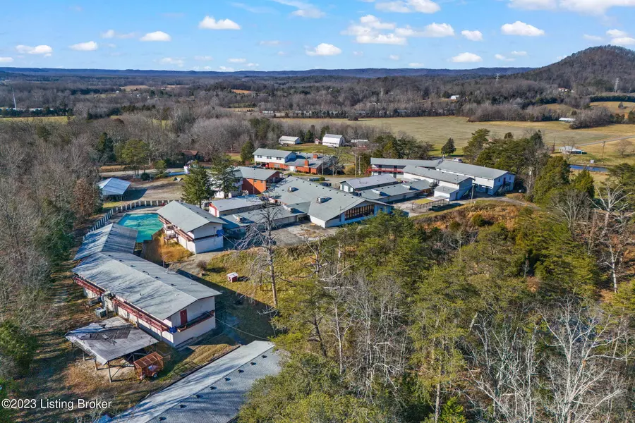 1480 Pine Tavern Rd, Lebanon Junction, KY 40150