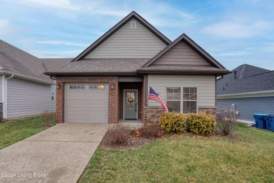 7717 Independence Pl, Crestwood, KY 40014