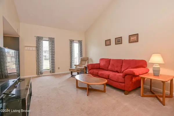 Louisville, KY 40206,328 Crescent Spring Dr