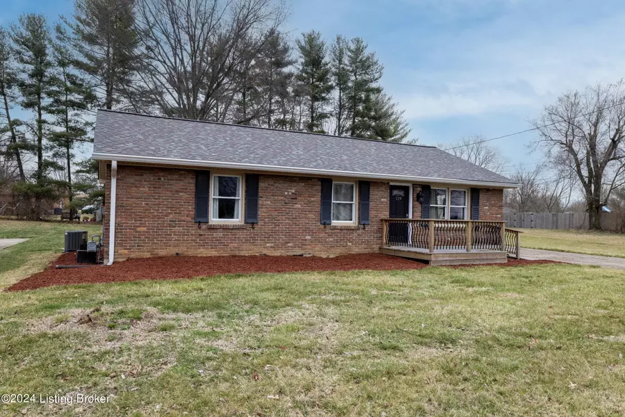 119 Hoffman Ln, La Grange, KY 40031