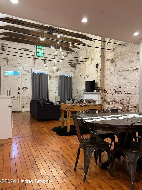 936 E Washington St, Louisville, KY 40206