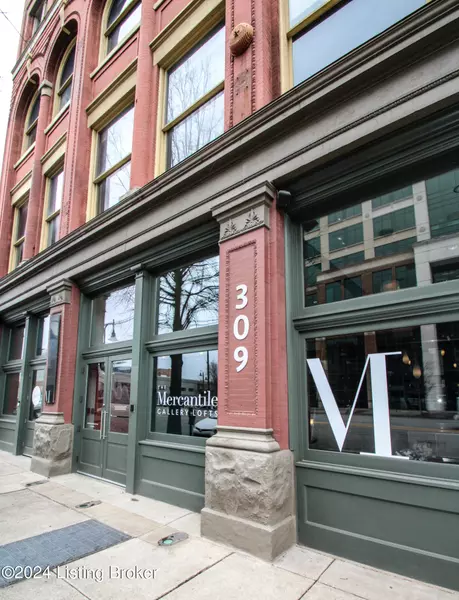 309 E Market St #404, Louisville, KY 40202