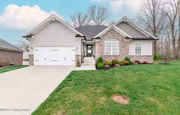 8810 Chestnut Hill Ct, Charlestown, IN 47111