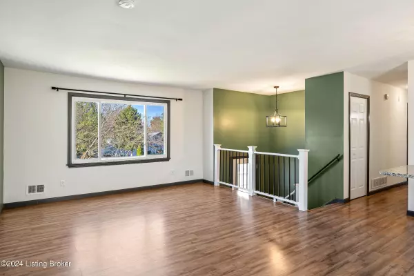 Louisville, KY 40241,4511 Shenandoah Dr