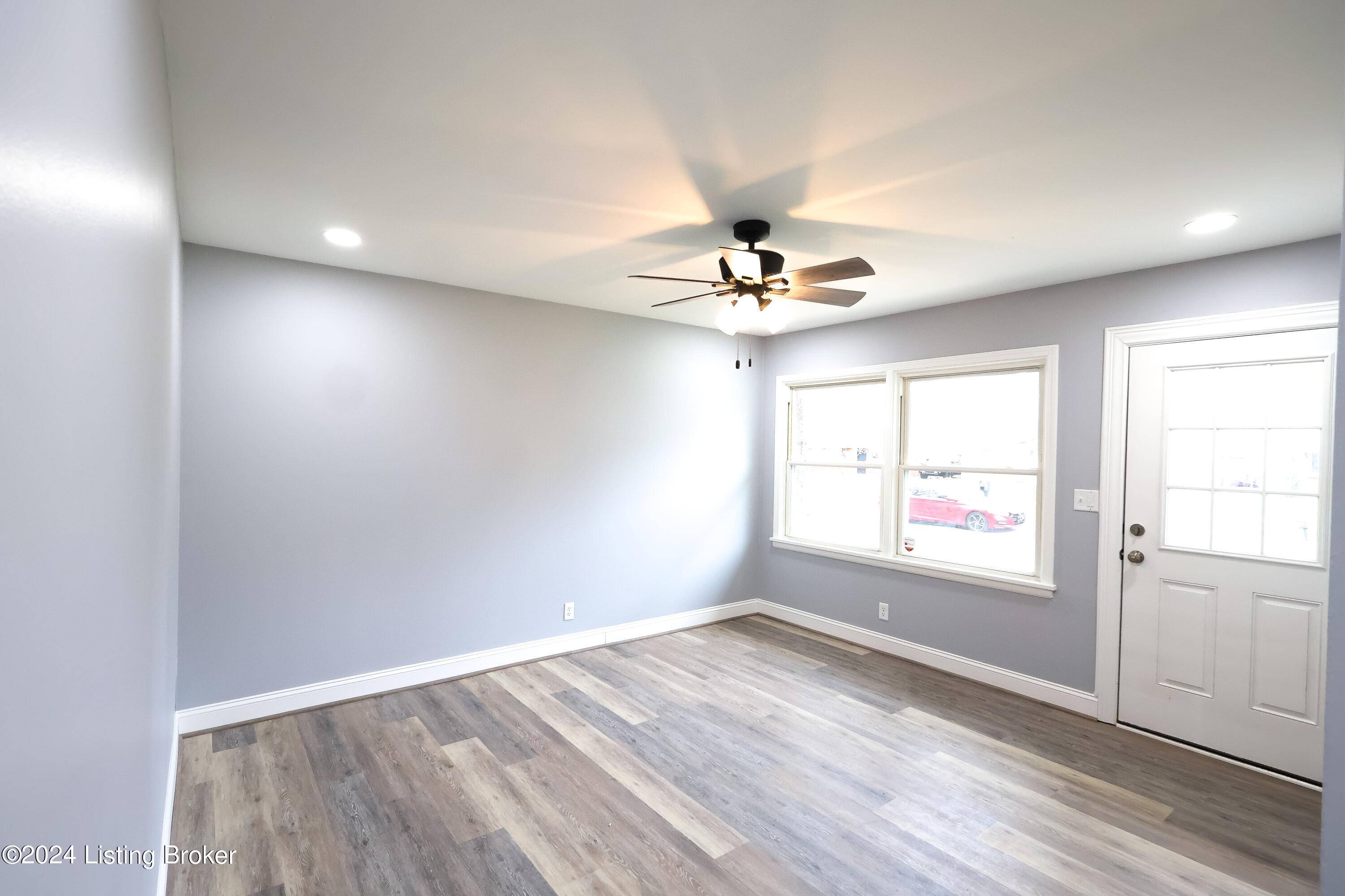 Louisville, KY 40218,5208 Rural WAY