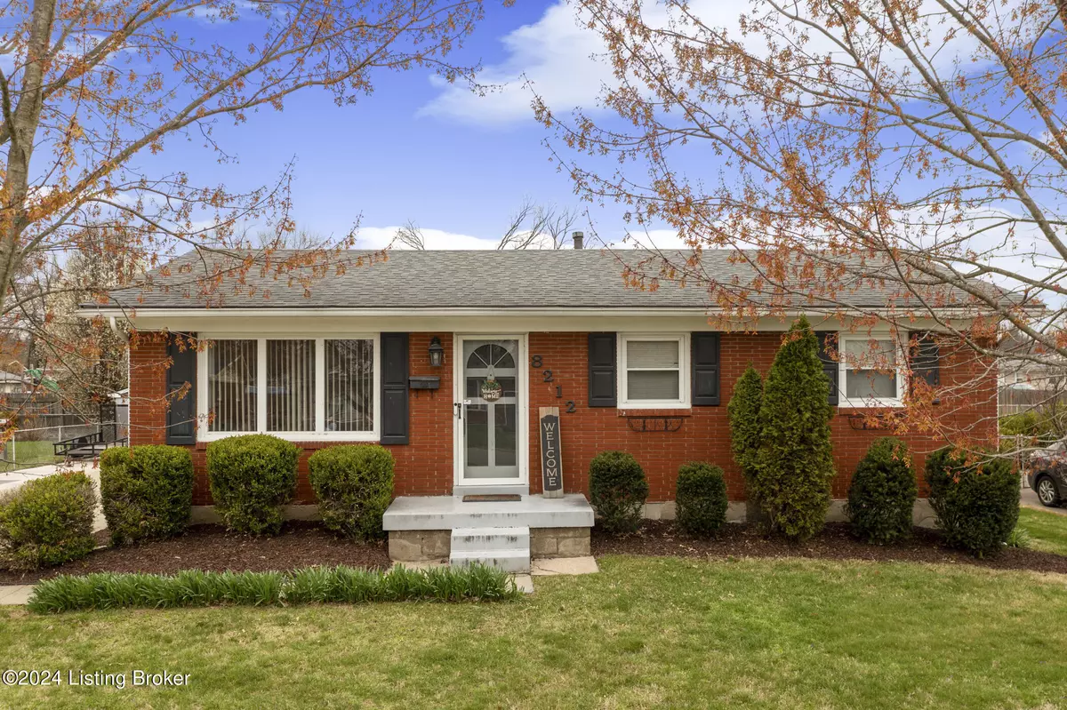 Louisville, KY 40258,8212 Latania Dr