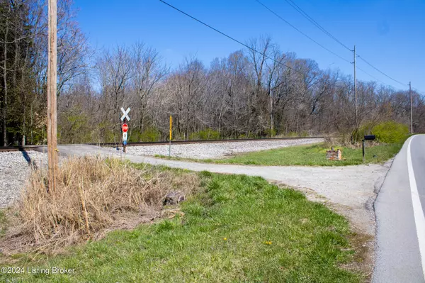 12703 Lagrange Rd, Louisville, KY 40245