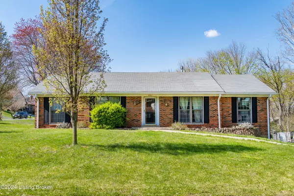 8601 Chipstone Ct, Louisville, KY 40299