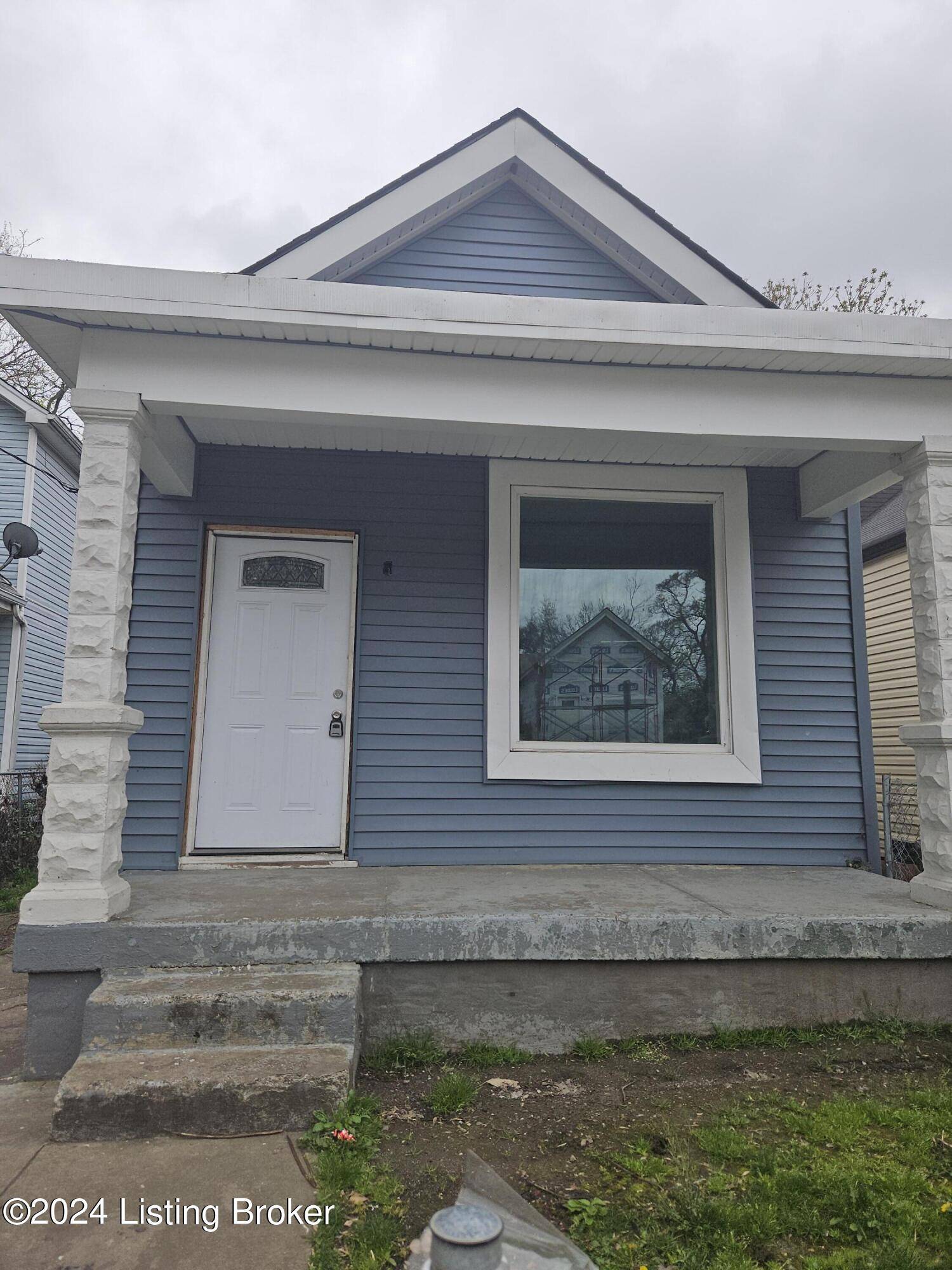 Louisville, KY 40211,2622 W Madison St