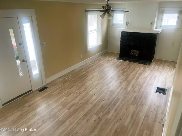 Louisville, KY 40212,3819 Miami Ave