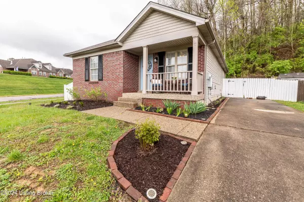 Louisville, KY 40272,4600 Andalusia Ln