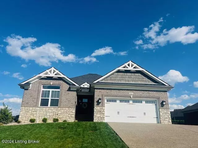 Mt Washington, KY 40047,621 E Woodlake Cir