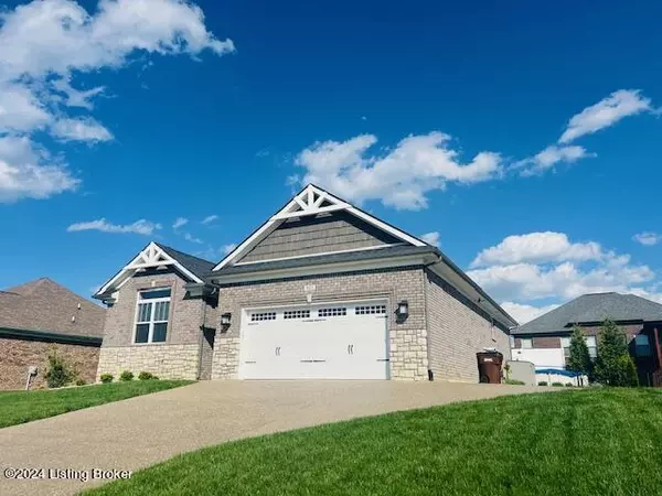 Mt Washington, KY 40047,621 E Woodlake Cir