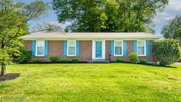 315 Castleview Dr, Louisville, KY 40207