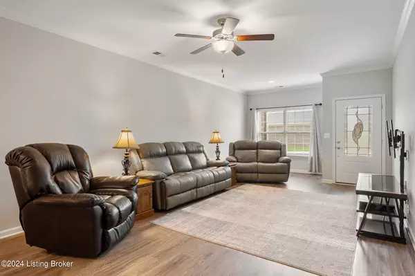 Louisville, KY 40228,8101 Delta Cir