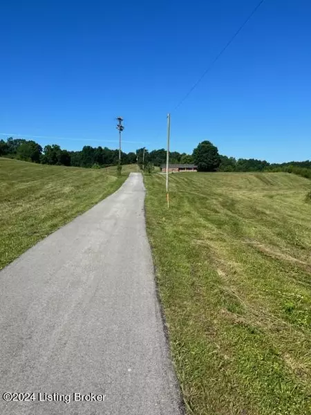 7922 Loretto Rd, Loretto, KY 40037