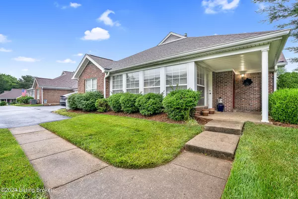 Louisville, KY 40223,10620 Eagle Pines Ln