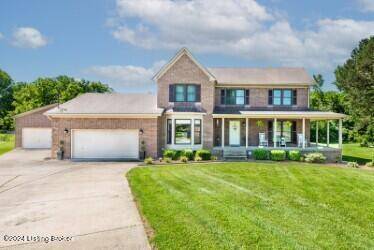 4701 Running Fox Dr, Shepherdsville, KY 40165