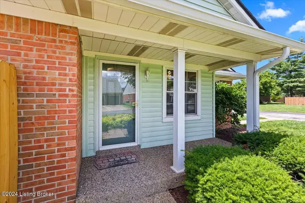 Louisville, KY 40242,8712 Best Ct