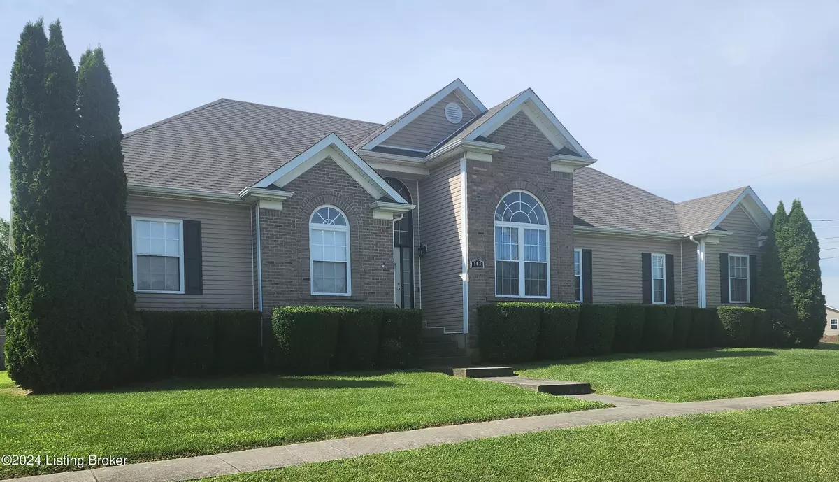 Radcliff, KY 40160,103 Naples Ct
