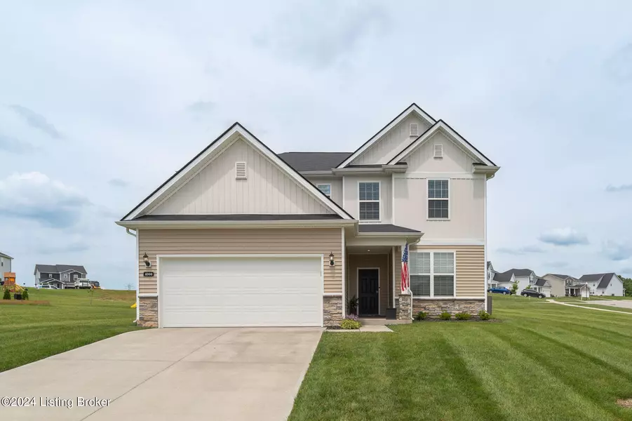 4000 Cobblestone Ln, La Grange, KY 40031