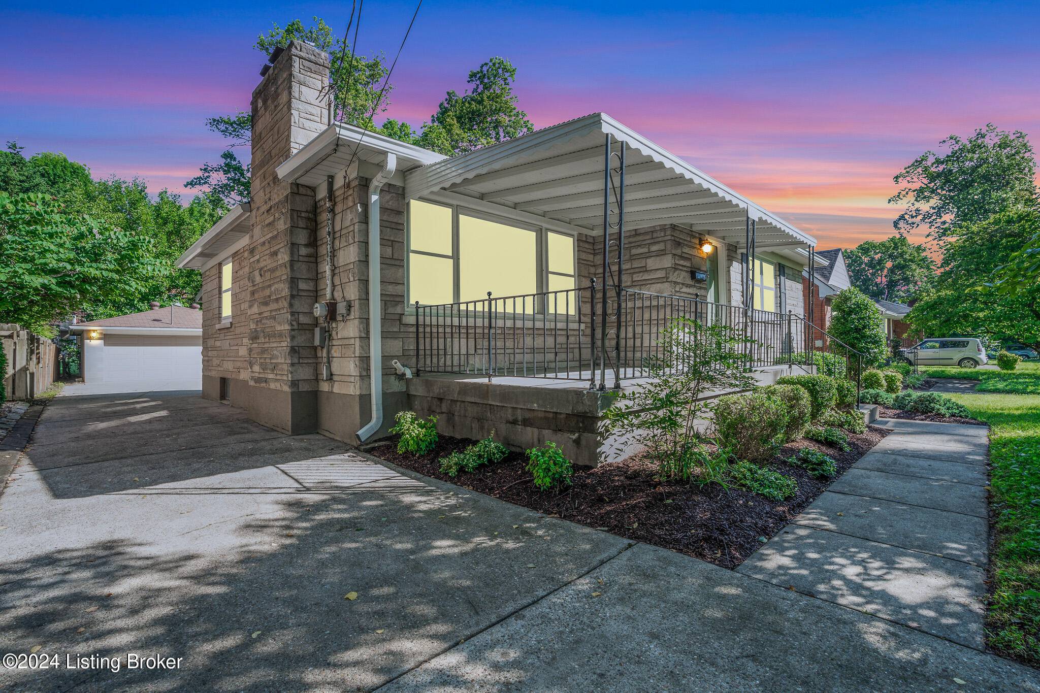 1611 Nightingale Rd, Louisville, KY 40213