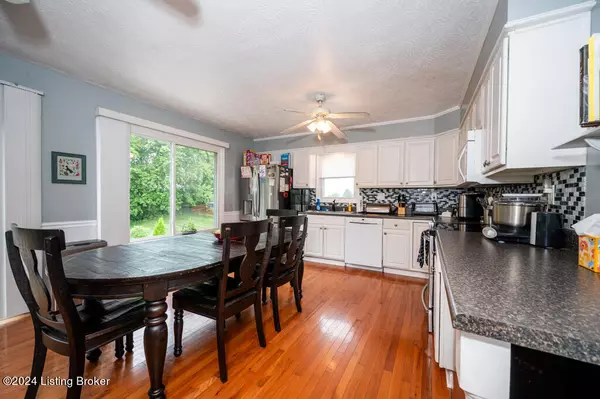 Taylorsville, KY 40071,258 Meadowridge Dr
