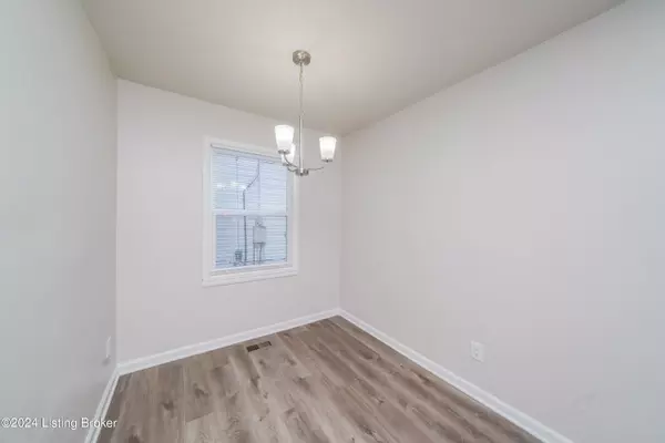 Louisville, KY 40212,323 N 43rd St