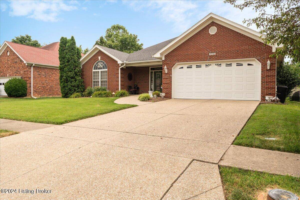 Louisville, KY 40228,7710 Apple Mill Pl
