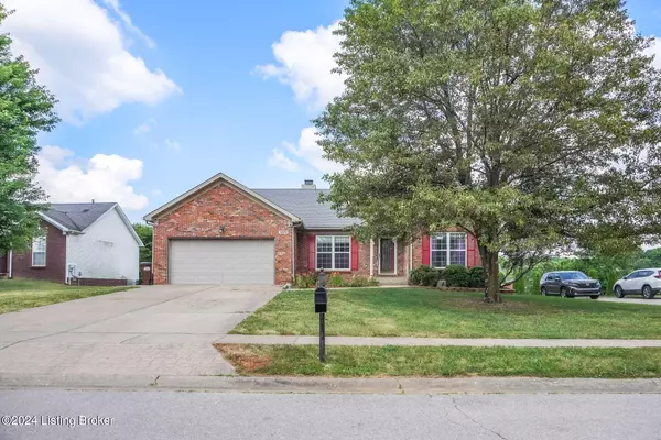 3229 Bluegrass Dr, Shelbyville, KY 40065