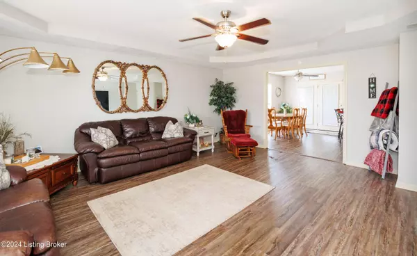 Louisville, KY 40229,8510 Diligent WAY