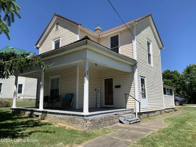 5568 S MAIN St, Eminence, KY 40019