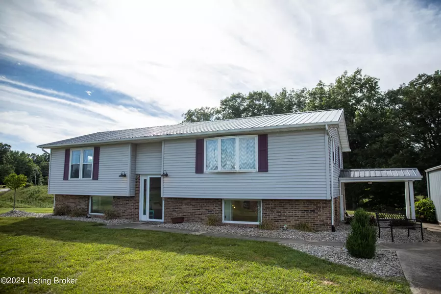 11380 SR 256, Lexington, IN 47138