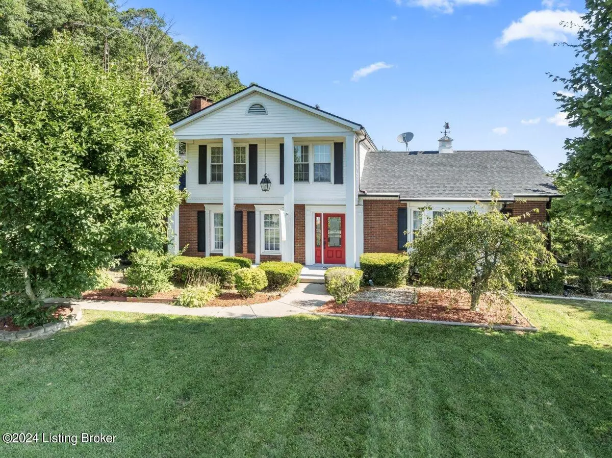 Salem, IN 47167,1262 E Delaney Park Rd