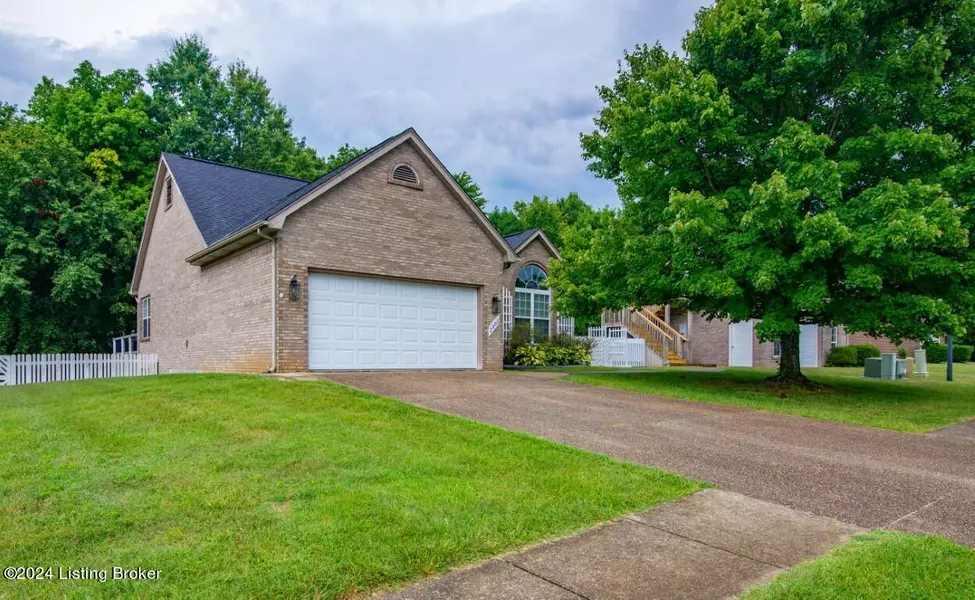 2505 Shadow Creek Ln, Elizabethtown, KY 42701