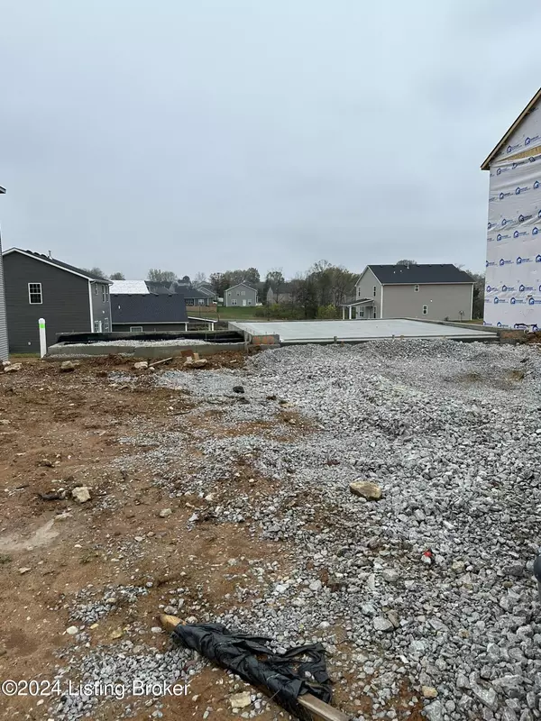 Louisville, KY 40229,11913 Parkview Trace Dr