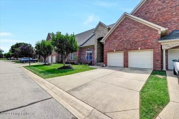 Louisville, KY 40245,3234 Ridge Brook Cir