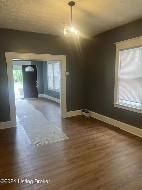 Louisville, KY 40212,3913 Bank St