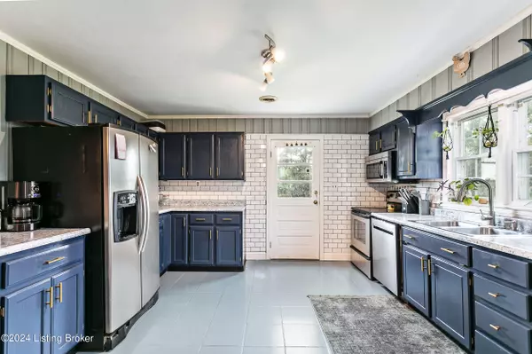 Lebanon, KY 40033,1850 Miller PIKE