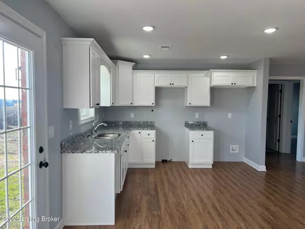 Bloomfield, KY 40008,105 Dakota Ct