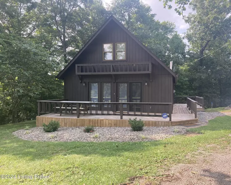 1007 W Water St, Borden, IN 47106