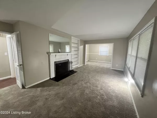 Louisville, KY 40220,3008 Michael Dr