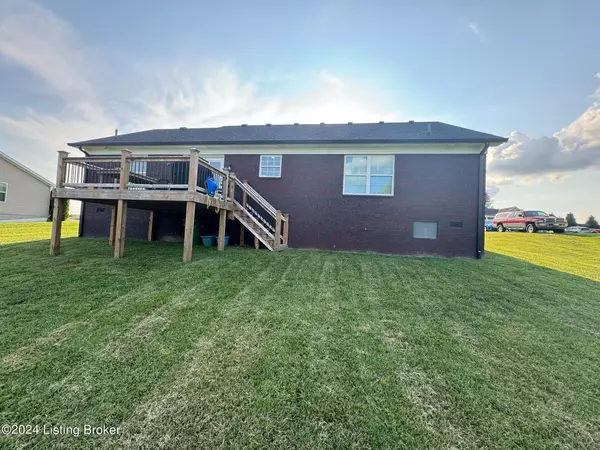 Bloomfield, KY 40008,104 Apache Ct