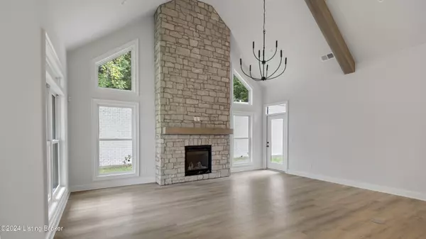 Louisville, KY 40245,228 Maple Valley Rd