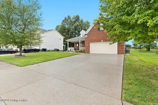 Vine Grove, KY 40175,337 Vineland Pl Dr