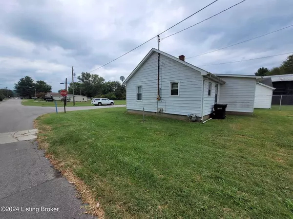 402 HAWKINS St, Carrollton, KY 41008