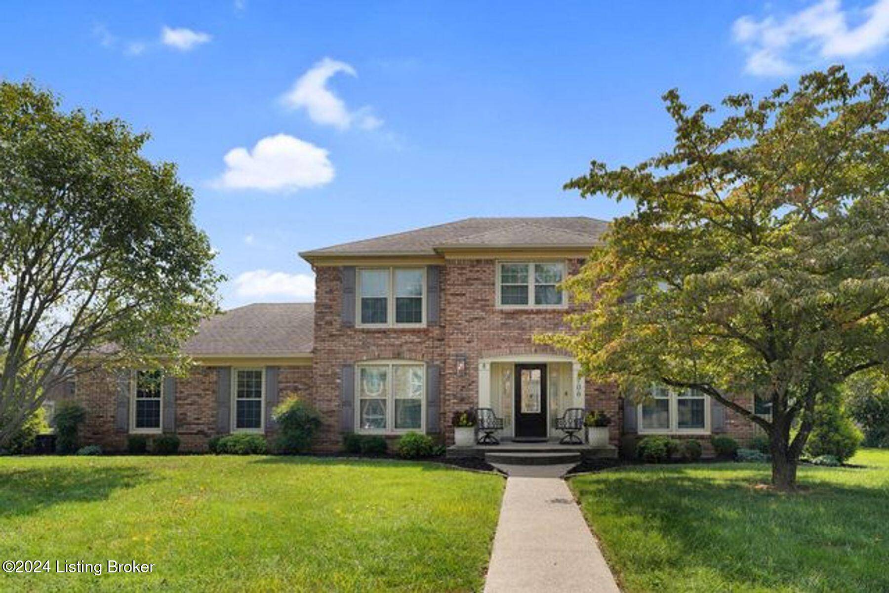 6706 Crossmoor Ln, Louisville, KY 40222